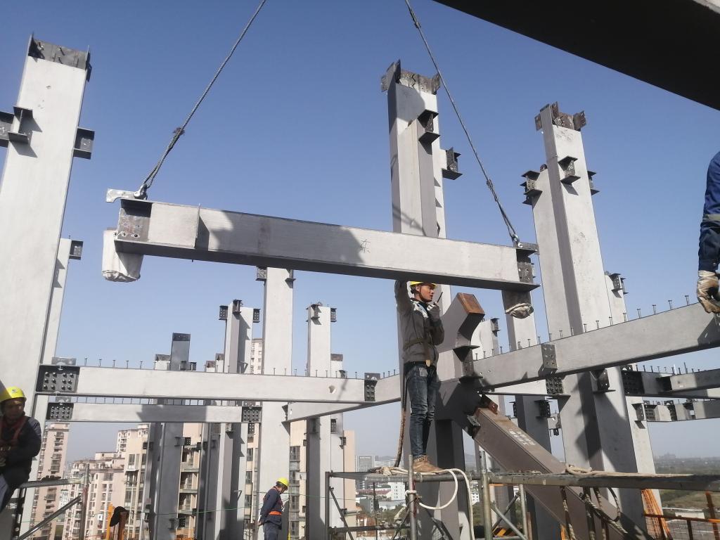 裝配式建筑浪潮 當“工廠造零件”與“現場拼房子”相遇，建筑工程機械制造的機遇與挑戰